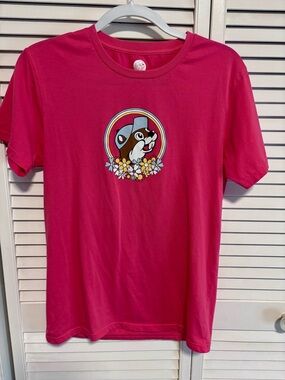 Hot Pink Short Sleeve Graphic Tee with Daisy Logo